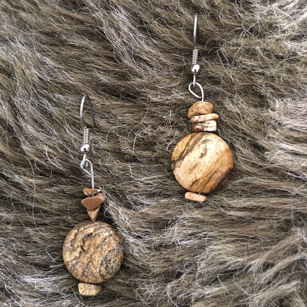 Natural tone marble fish hook dangle earrings